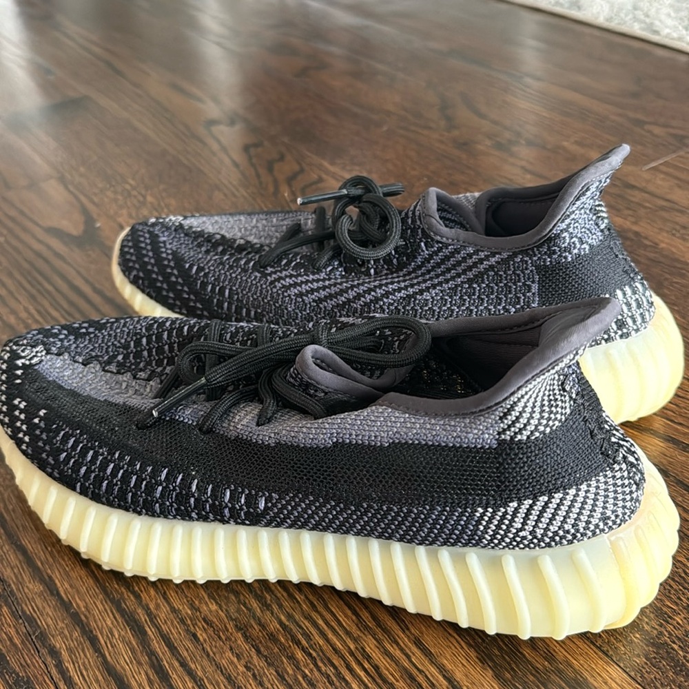 YEEZY BOOST 350